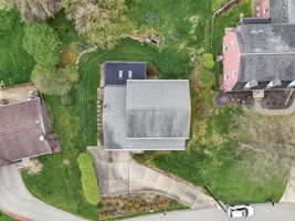 Hazelwood Dr-037