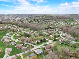 Hazelwood Dr-047