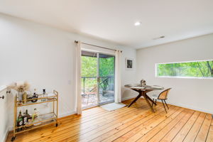 15 Breakfast Area w Balcony Walkout