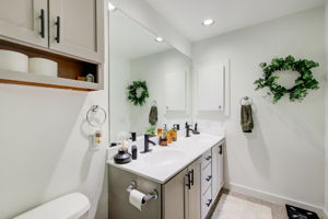 32 Main BR En Suite C