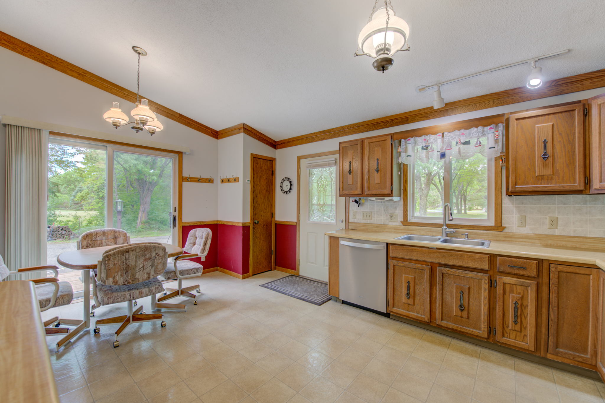 5 Dining Room Kitchen