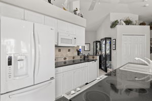 Kitchen (4)