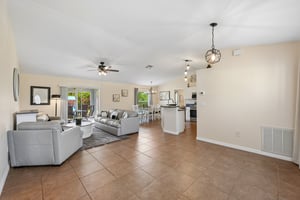 SW 34th Terrace-S0805-004.jpg