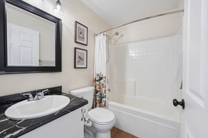 SW 34th Terrace-S0805-027.jpg