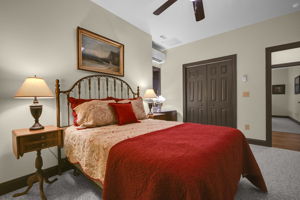  Photo 47