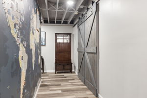  Photo 34