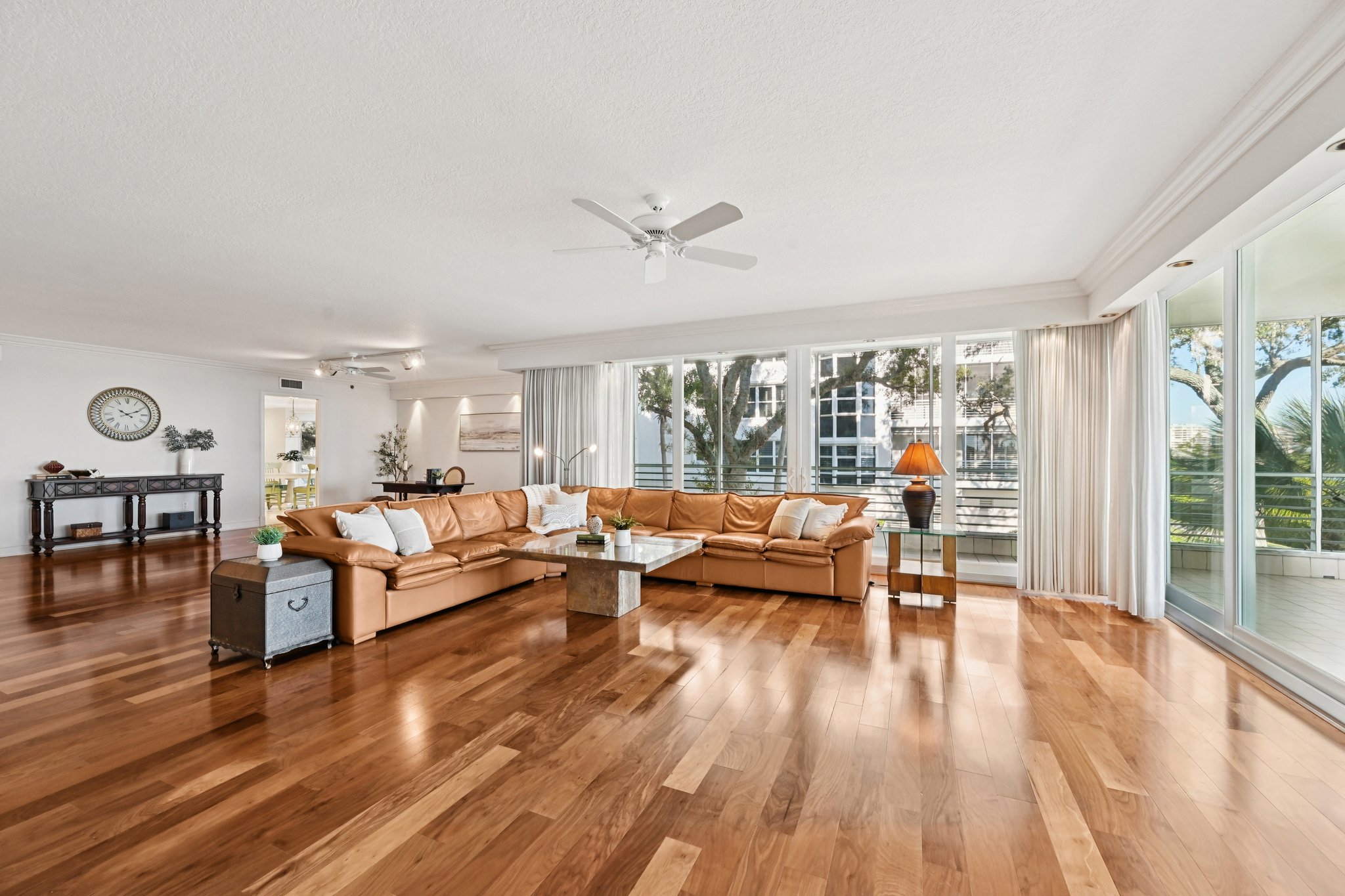 Harbourside Dr-L3001-006.jpg