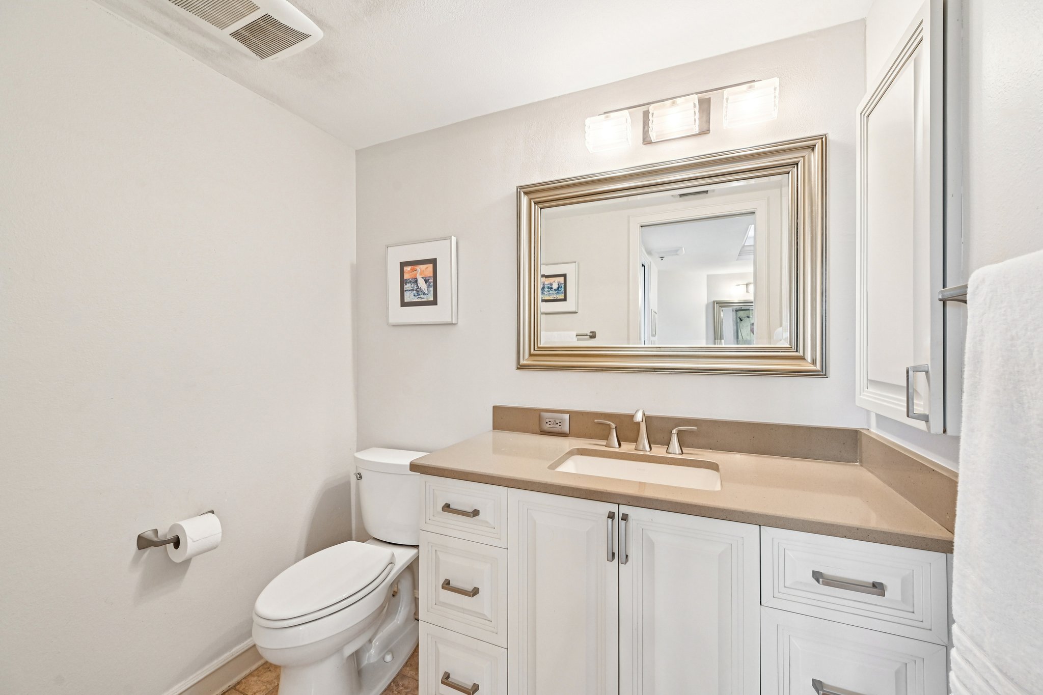 Harbourside Dr-L3001-034.jpg