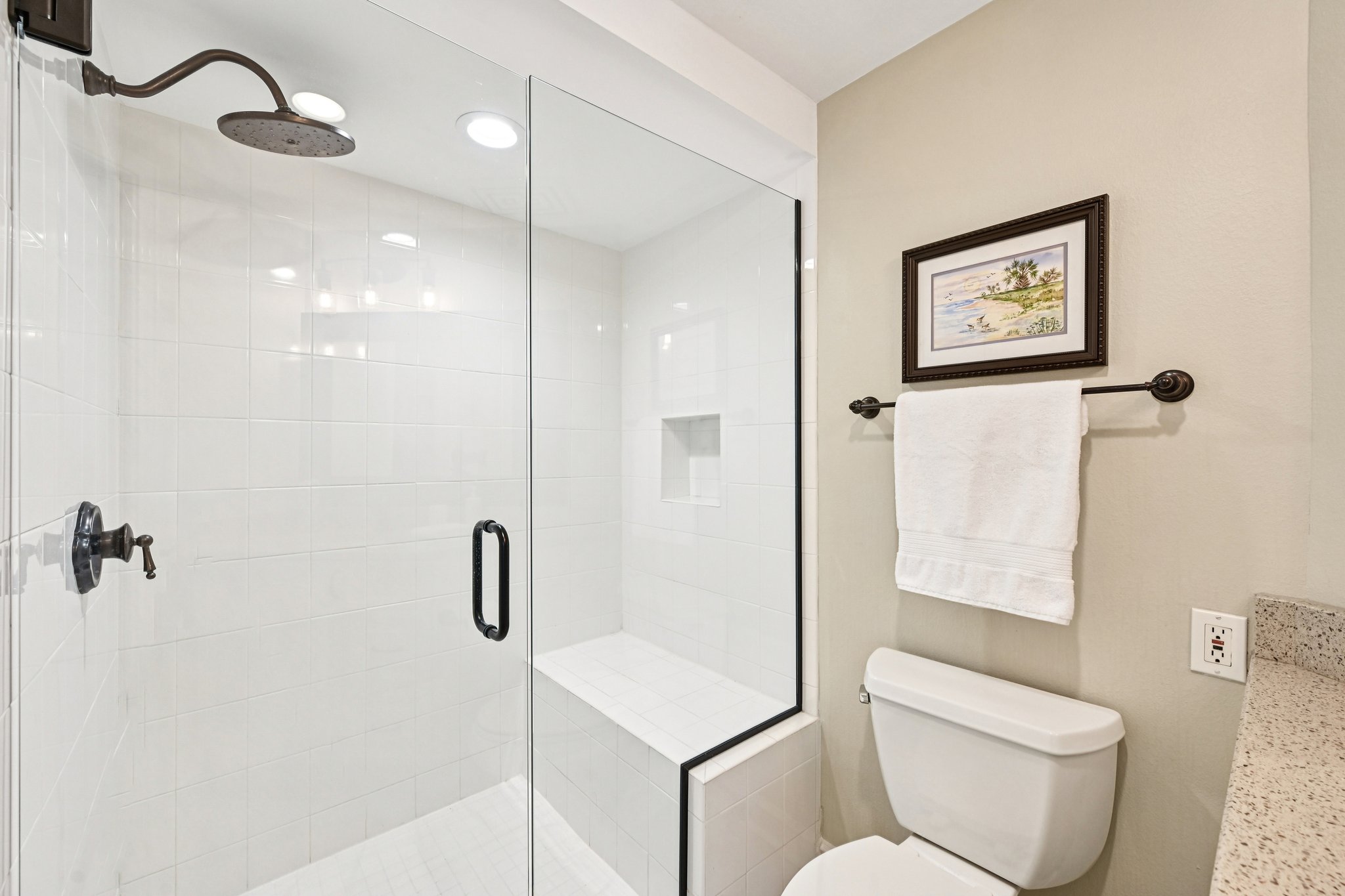 Harbourside Dr-L3001-052.jpg