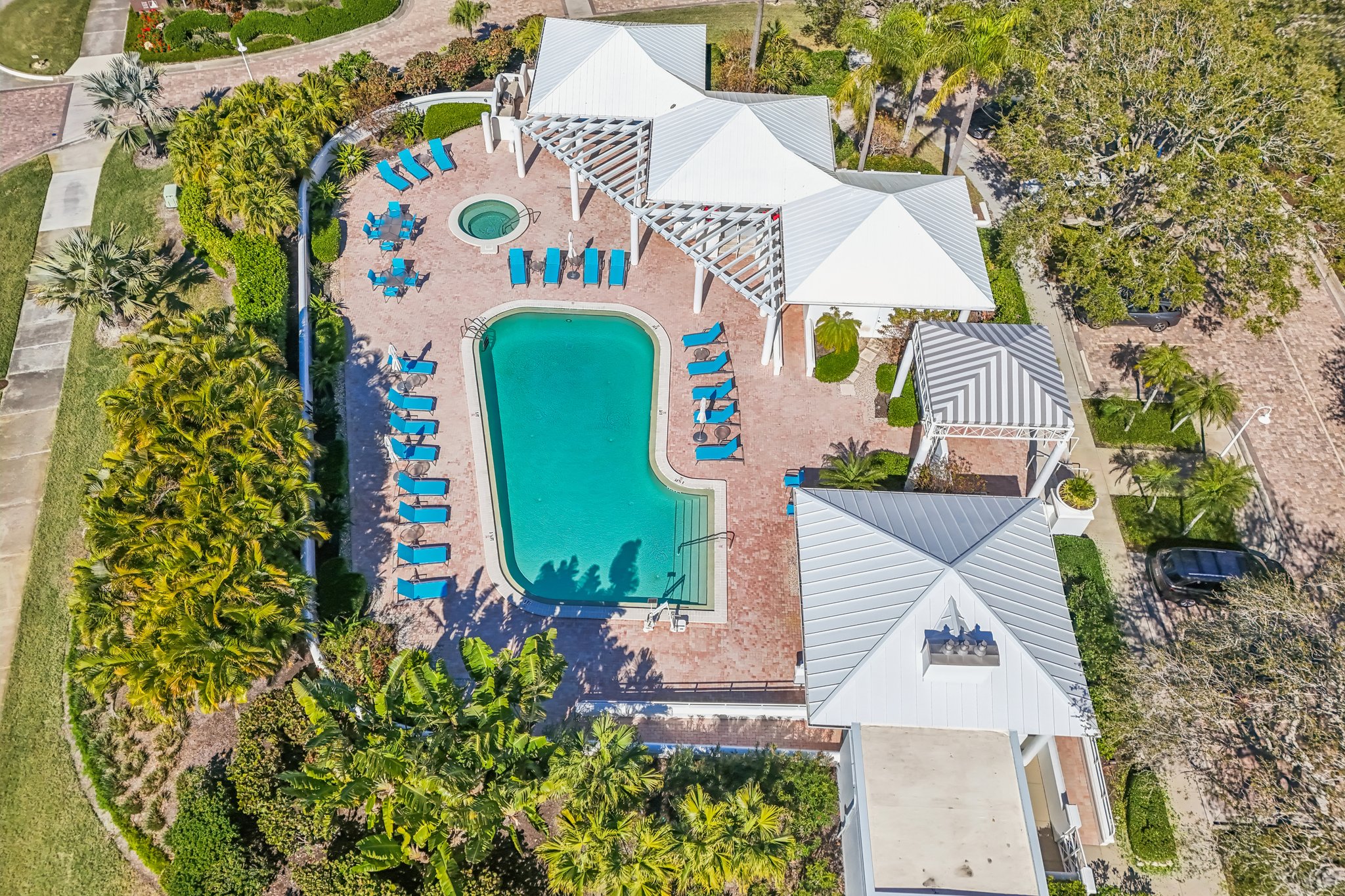 Harbourside Dr-3001-921.jpg