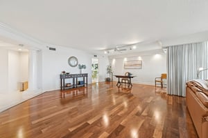 Harbourside Dr-L3001-009.jpg