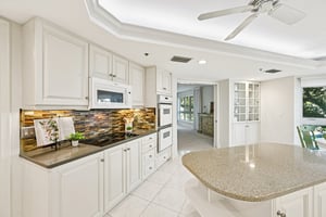 Harbourside Dr-L3001-022.jpg