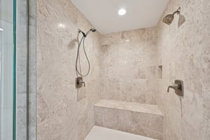 Harbourside Dr-L3001-033.jpg