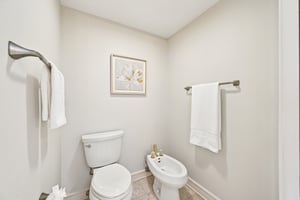 Harbourside Dr-L3001-035.jpg