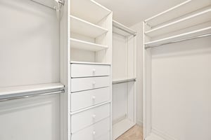 Harbourside Dr-L3001-036.jpg