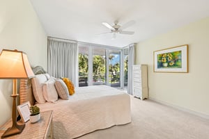 Harbourside Dr-L3001-046.jpg