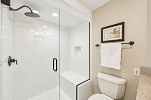 Harbourside Dr-L3001-052.jpg