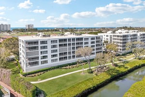 Harbourside Dr-L3001-071.jpg