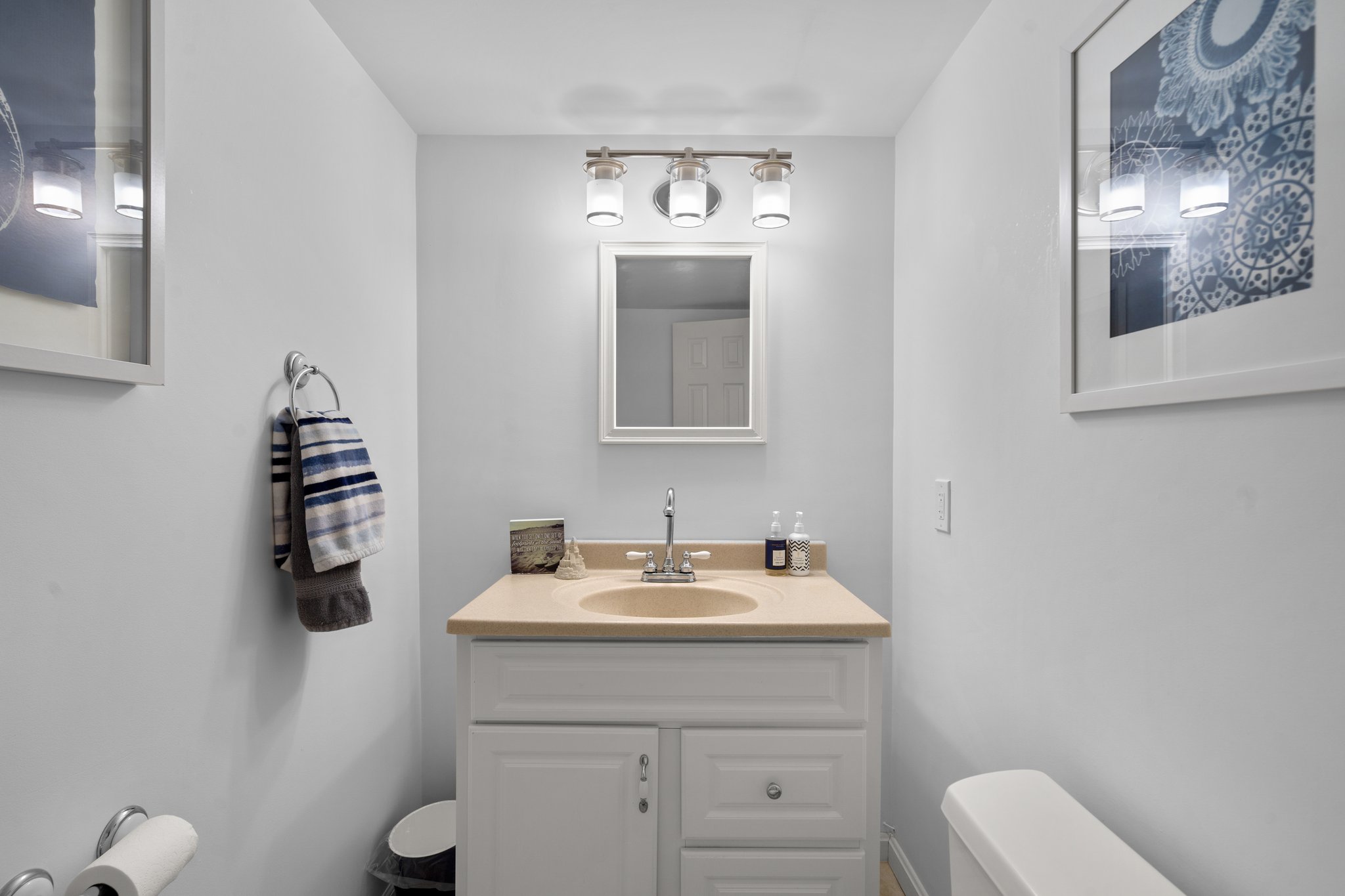 50. 2410 Honeystone Way.jpg