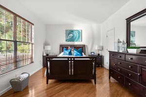 23. 2410 Honeystone Way.jpg