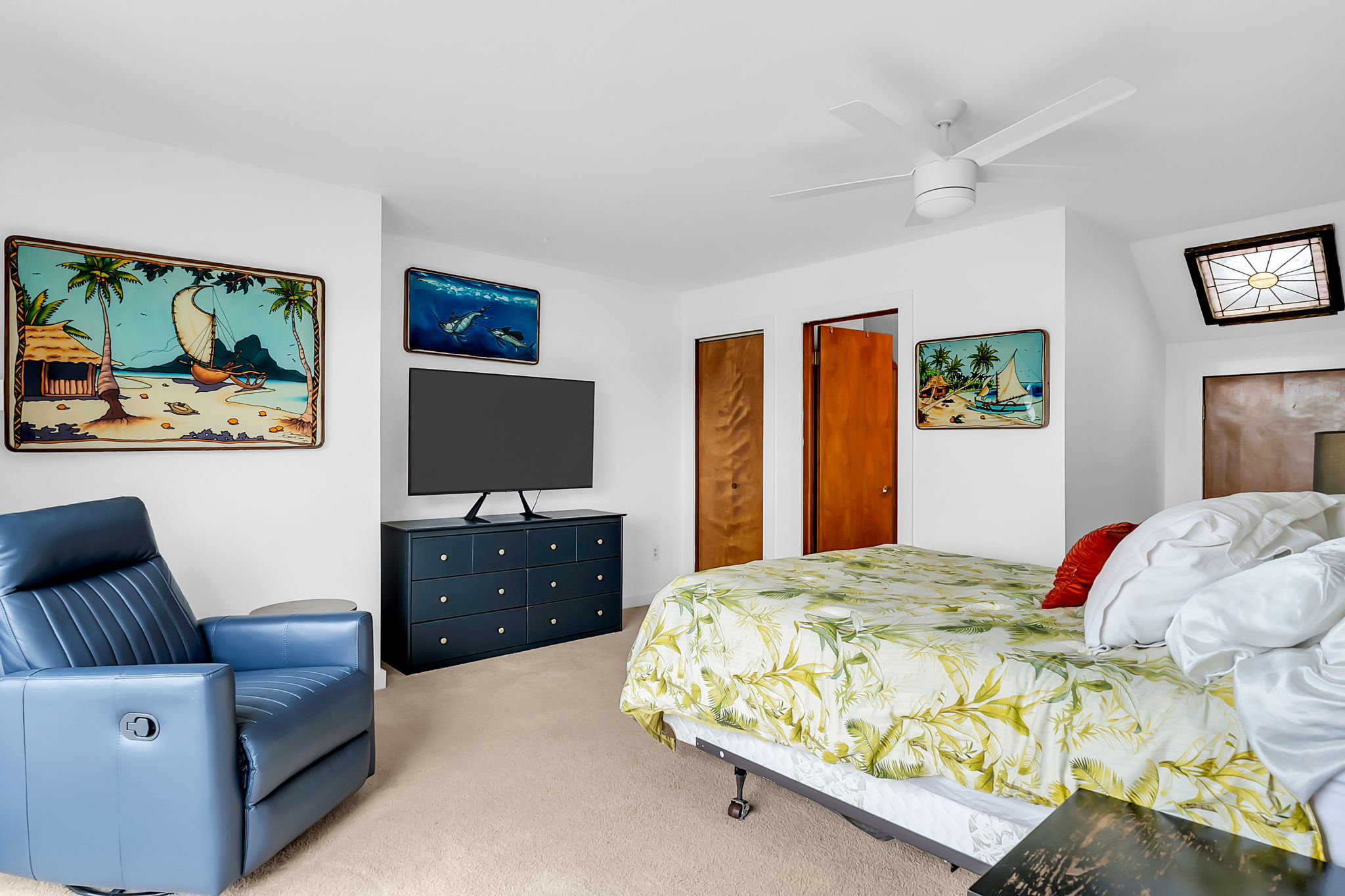  Photo 33
