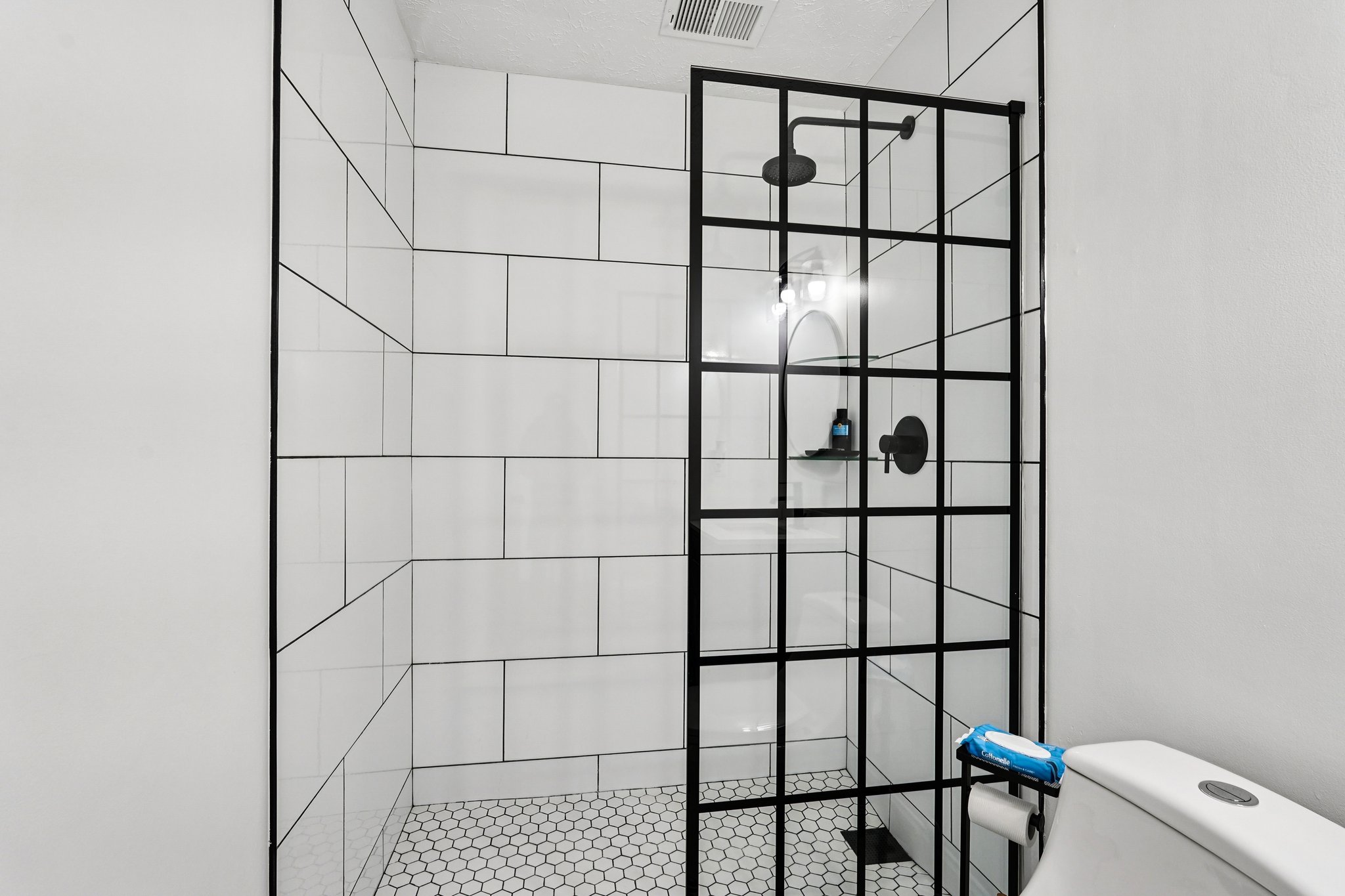 Hidden Hills Dr-S0511-038.jpg