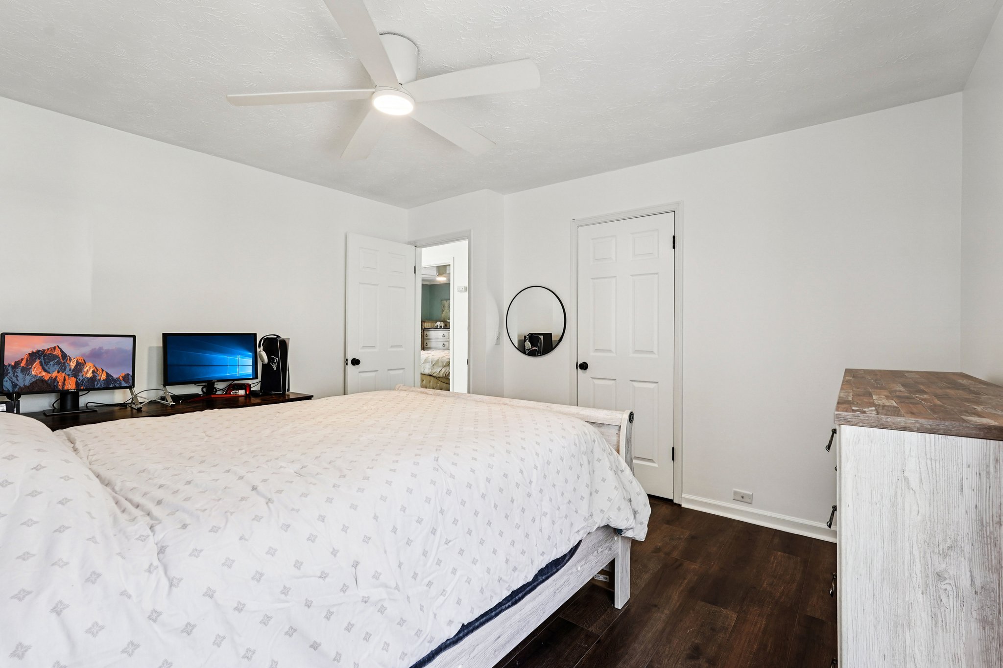 Hidden Hills Dr-S0511-050.jpg