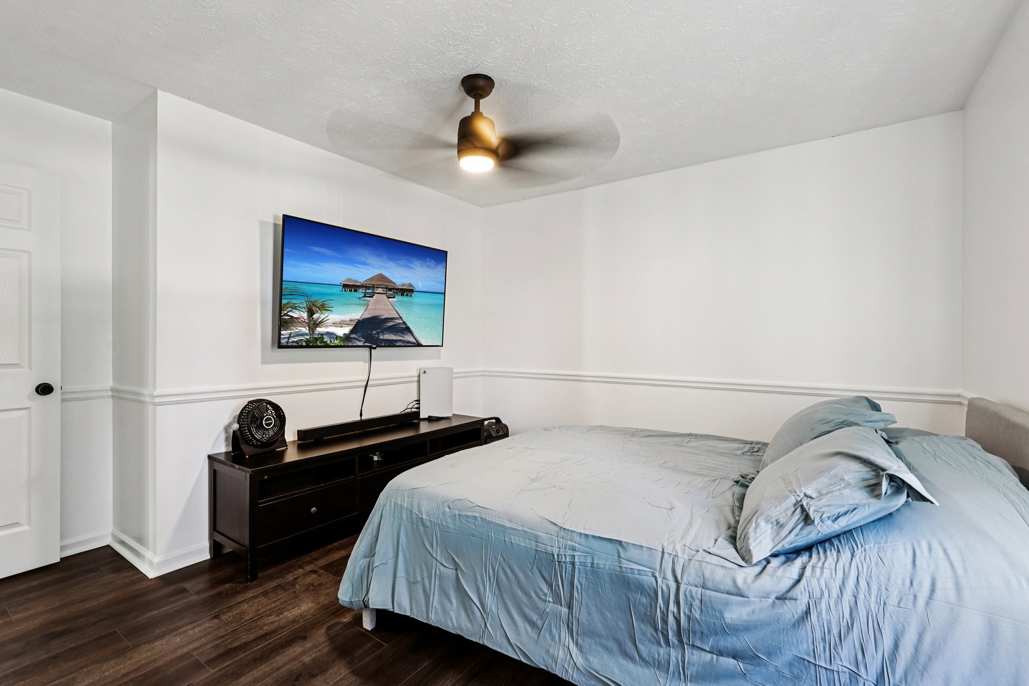 Hidden Hills Dr-S0511-052.jpg