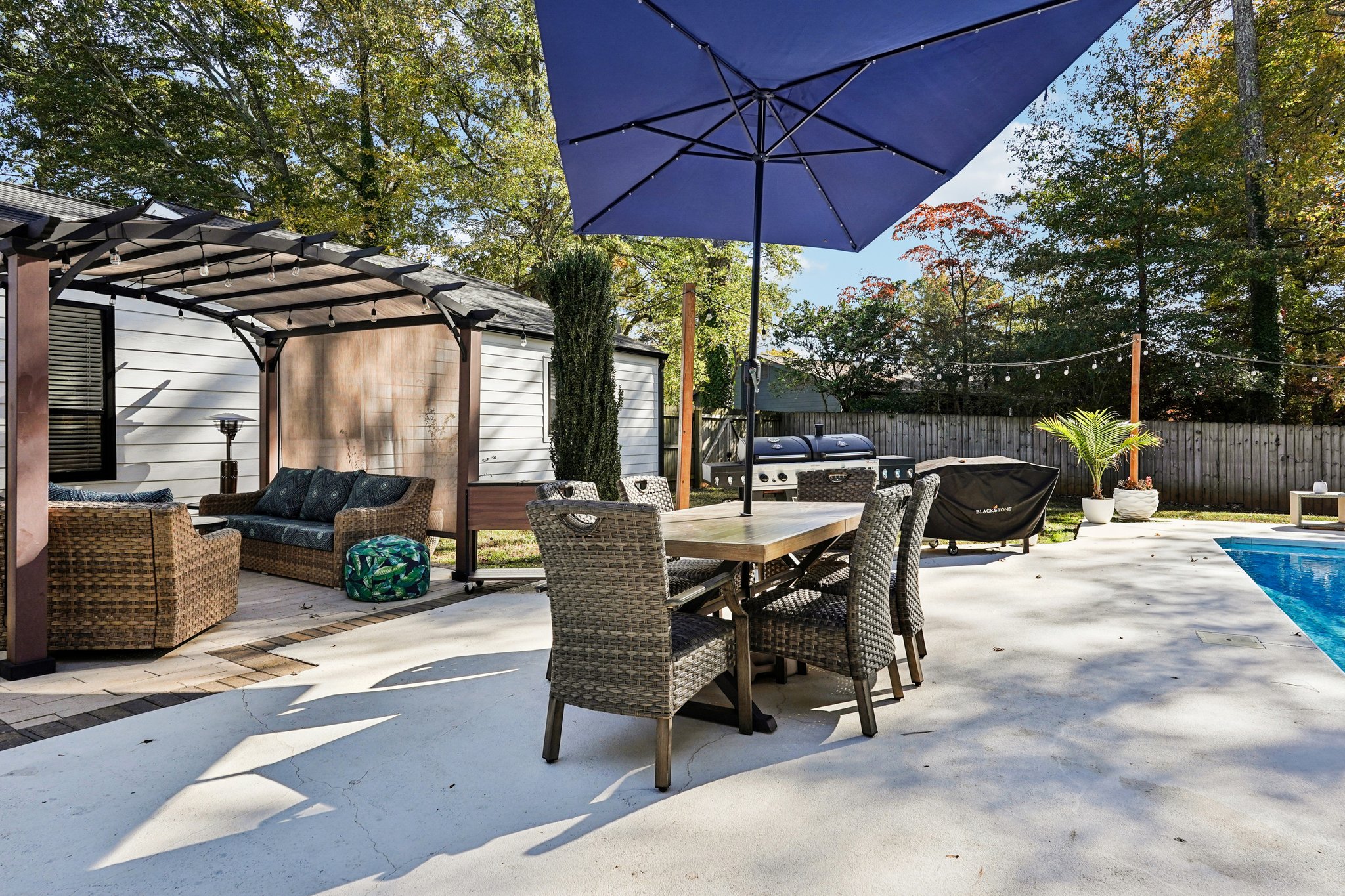 Hidden Hills Dr-S0511-057.jpg