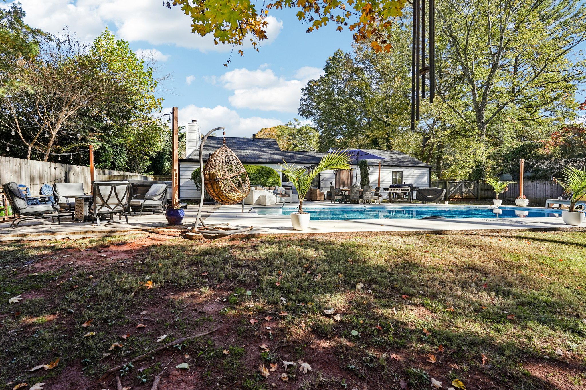 Hidden Hills Dr-S0511-060.jpg