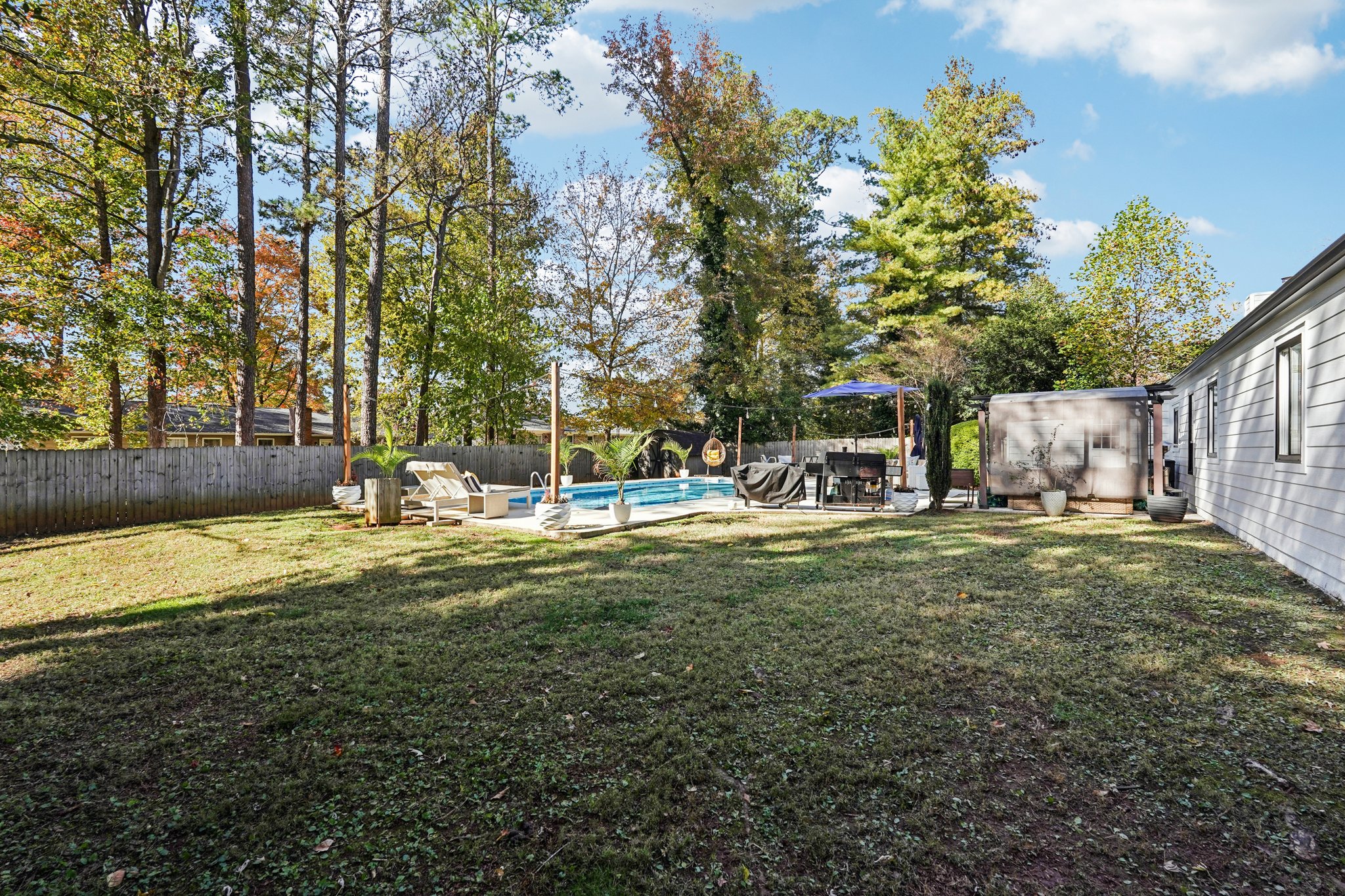 Hidden Hills Dr-S0511-065.jpg