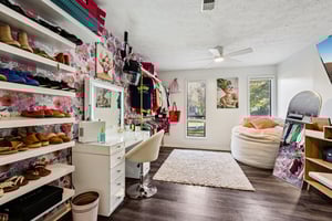 Hidden Hills Dr-S0511-032.jpg