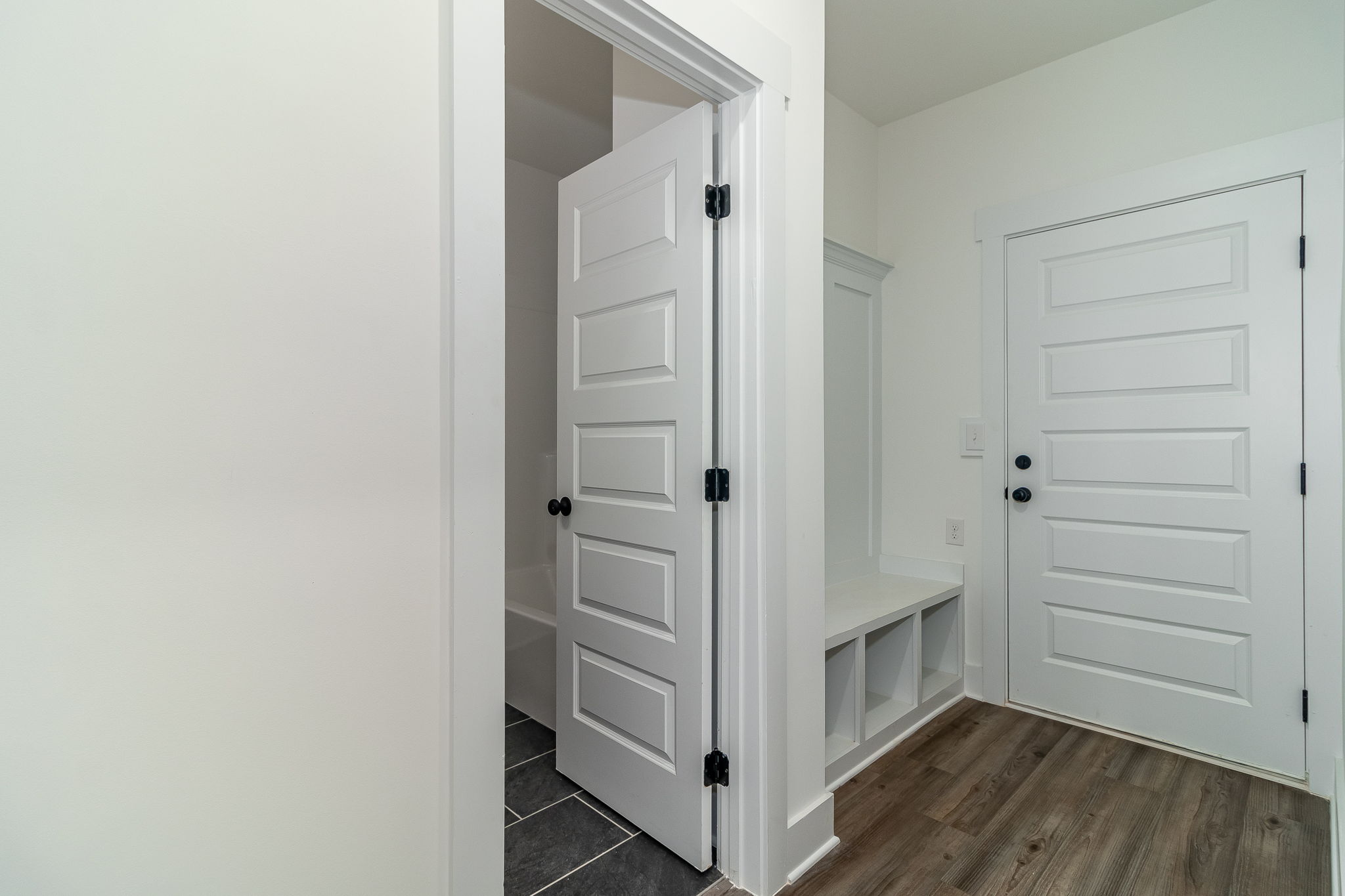 Mudroom/Full Bath 1