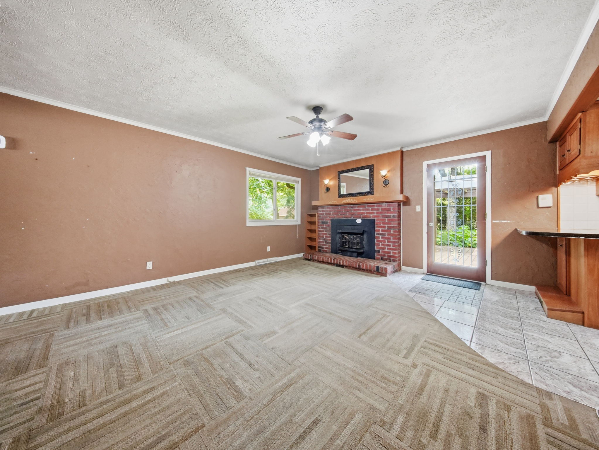 family room 2