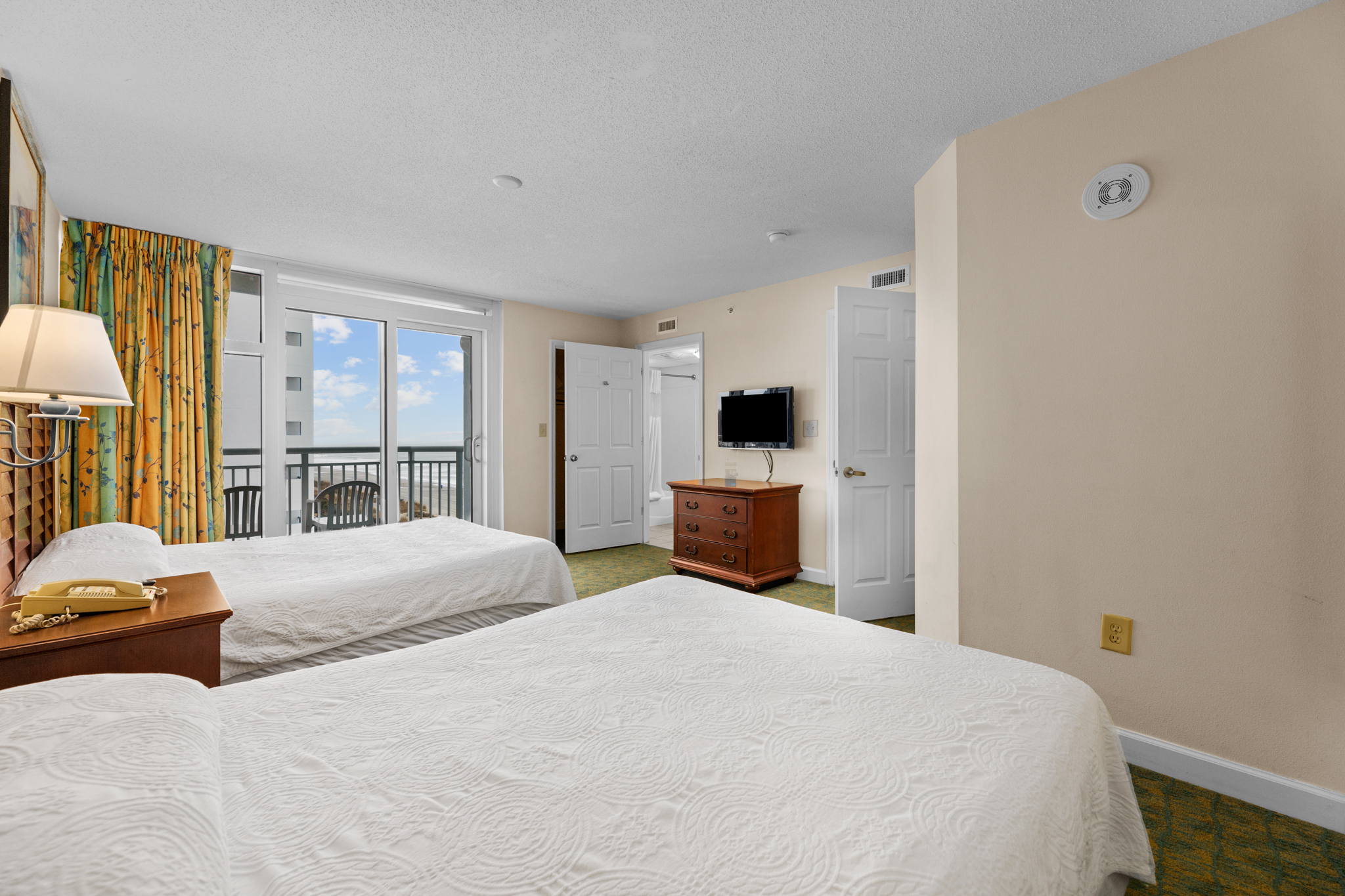 2411 S Ocean Blvd, Myrtle Beach, SC 29577, USA Photo 6