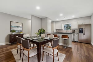 DSC_3372 virtually staged.jpeg