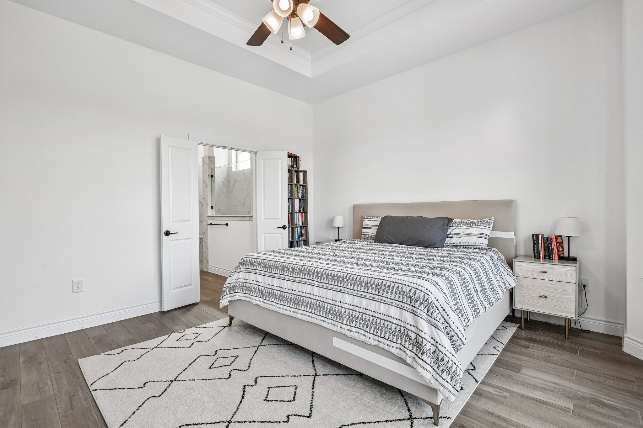 Hawthorn Breeze Way-S1710-025.jpg