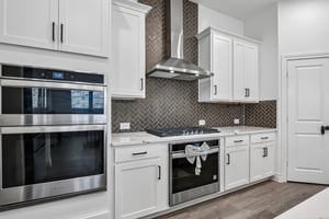 Hawthorn Breeze Way-S1710-018.jpg