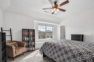 Hawthorn Breeze Way-S1710-040.jpg