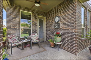  Photo 44