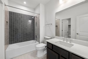  Photo 41