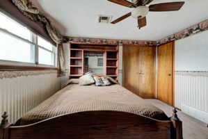  Photo 48