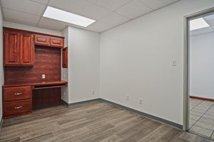  Photo 40