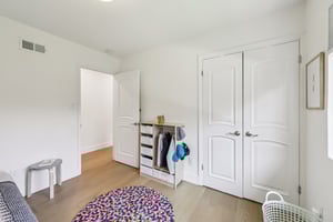 Stokes St-S1308-023.jpg