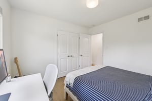 Stokes St-S1308-025.jpg