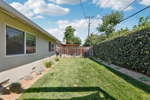 Stokes St-S1308-039.jpg
