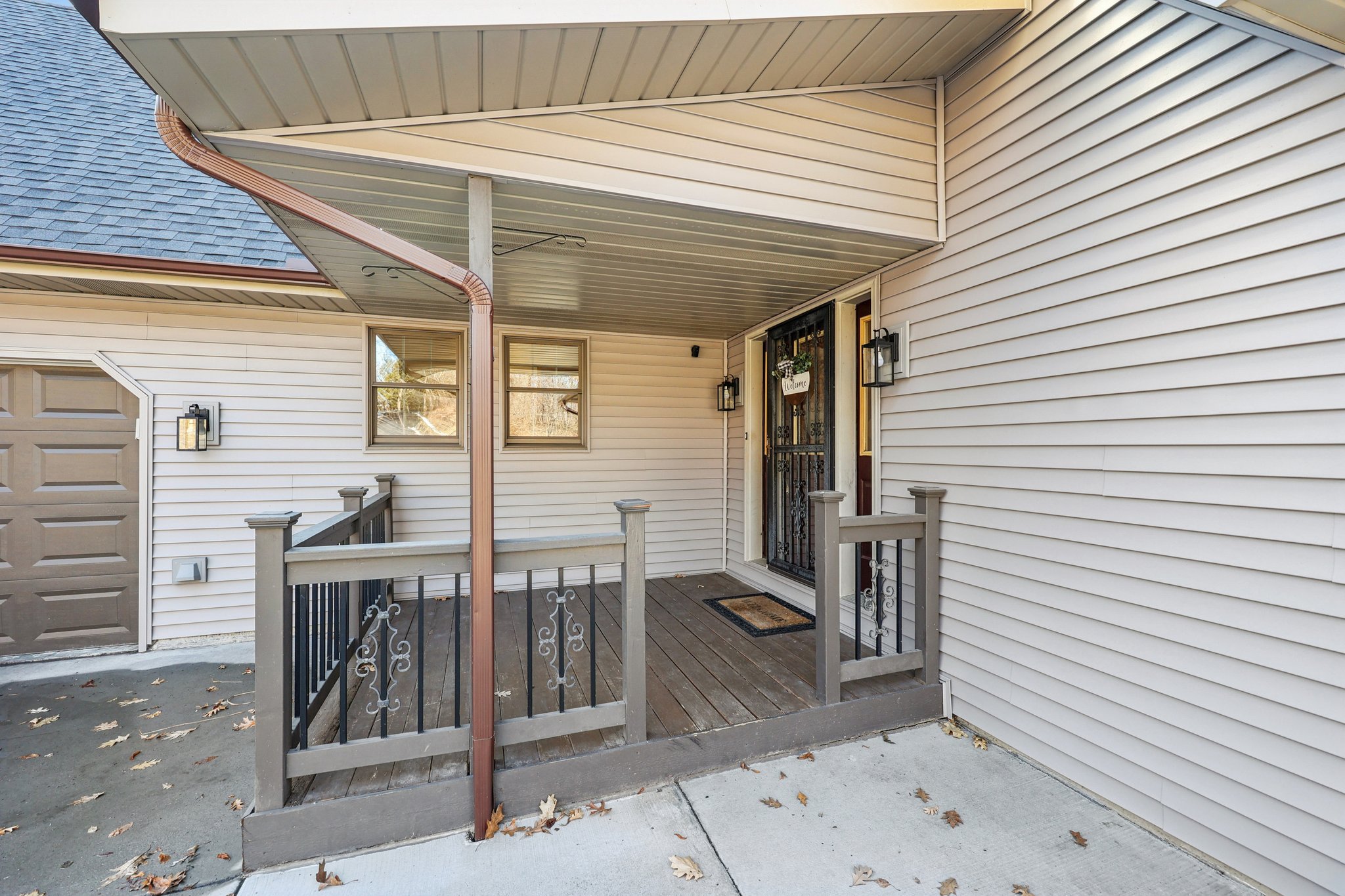 Inwood Ave N-S1403-006.jpg