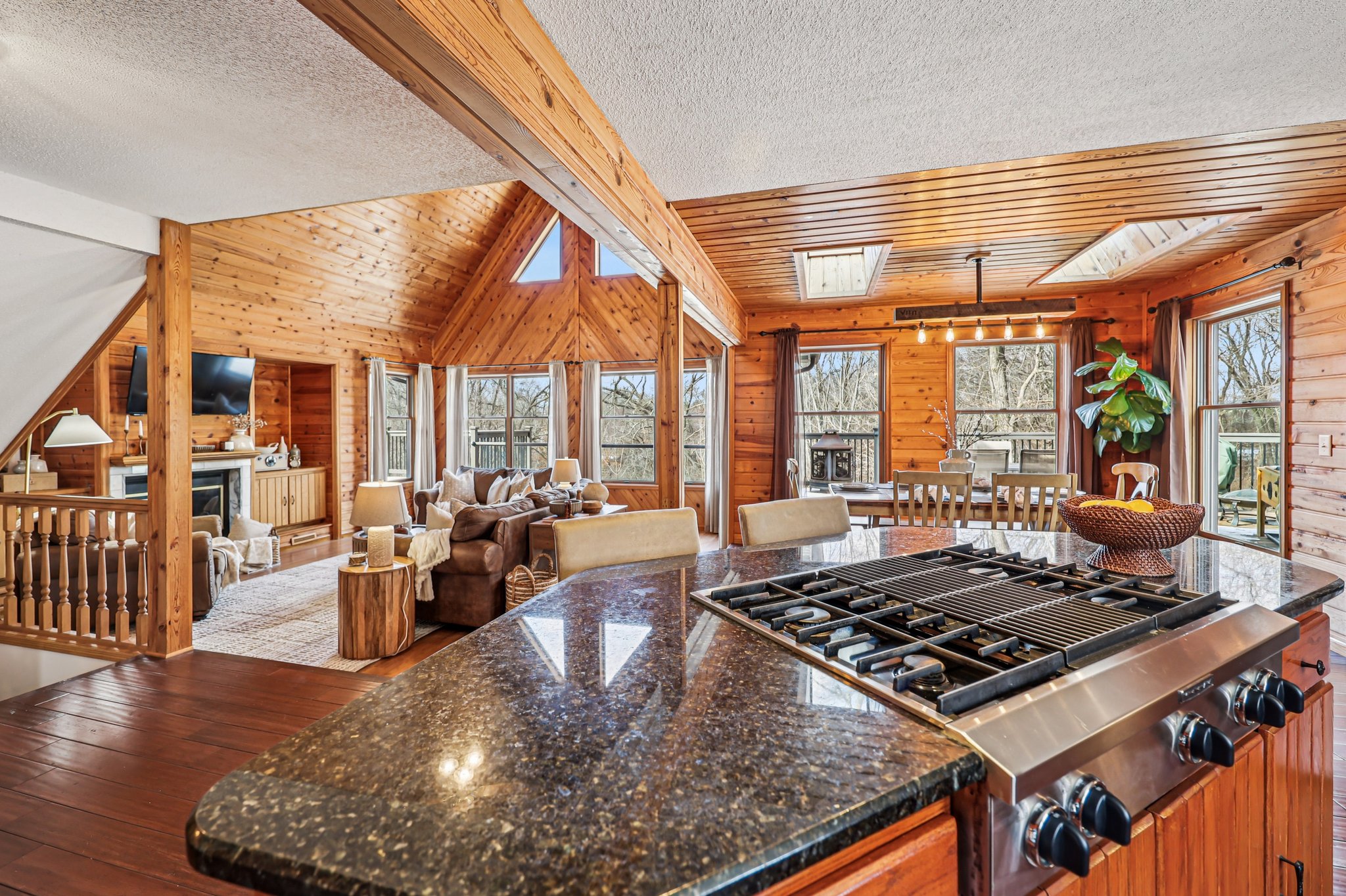 Inwood Ave N-S1403-022.jpg