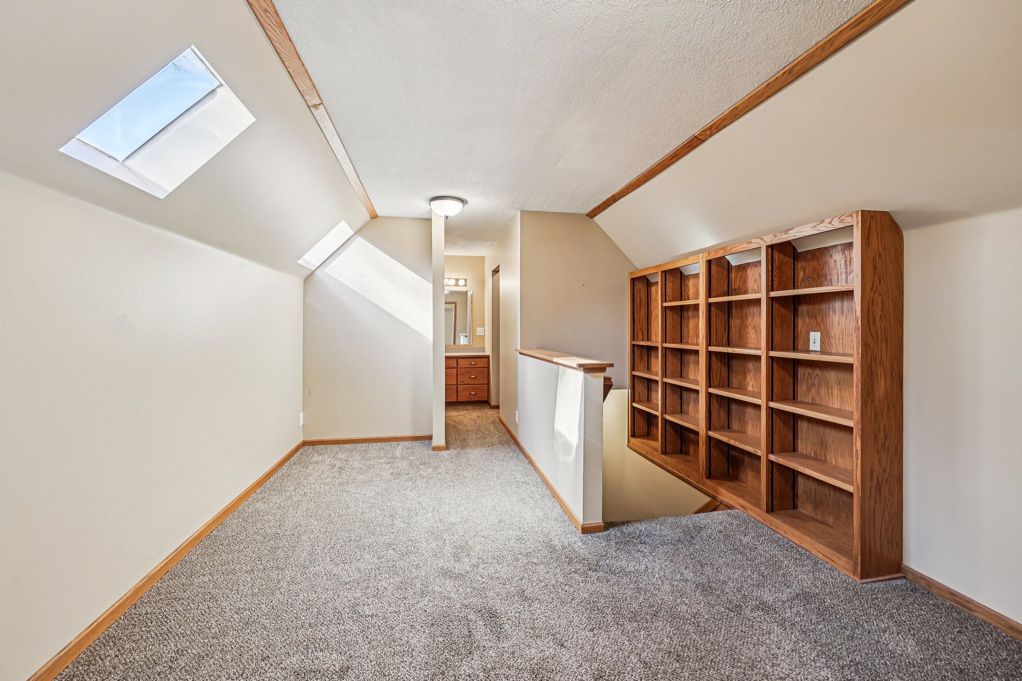 Inwood Ave N-S1403-039.jpg