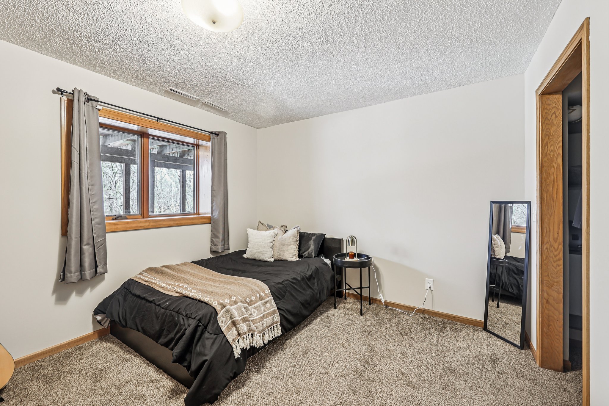 Inwood Ave N-S1403-051.jpg